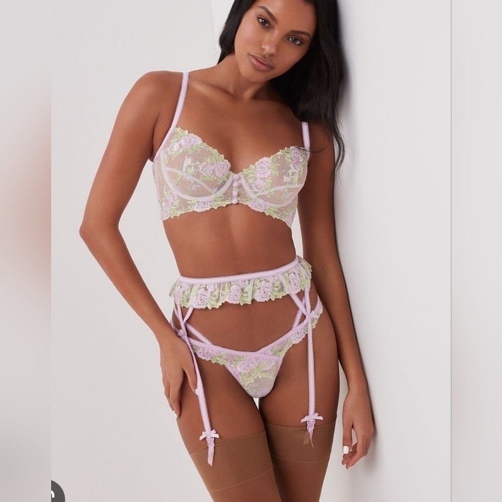 For Love and Lemons Berry Floral Garter Belt Size Small NWOT
